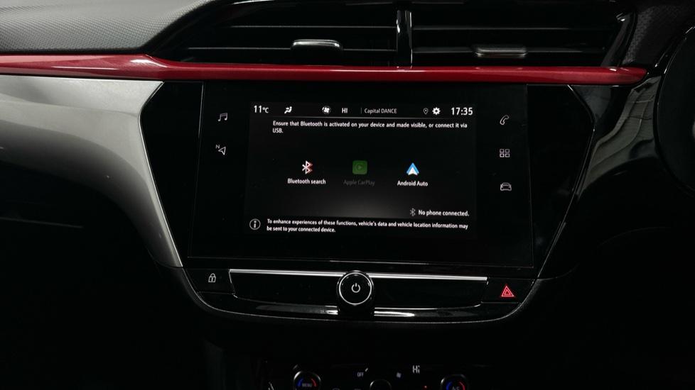 Bluetooth / Apple CarPlay / Android Auto 