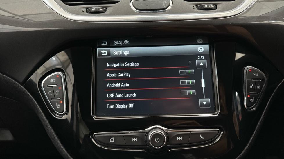 Apple Car Play & Android Auto