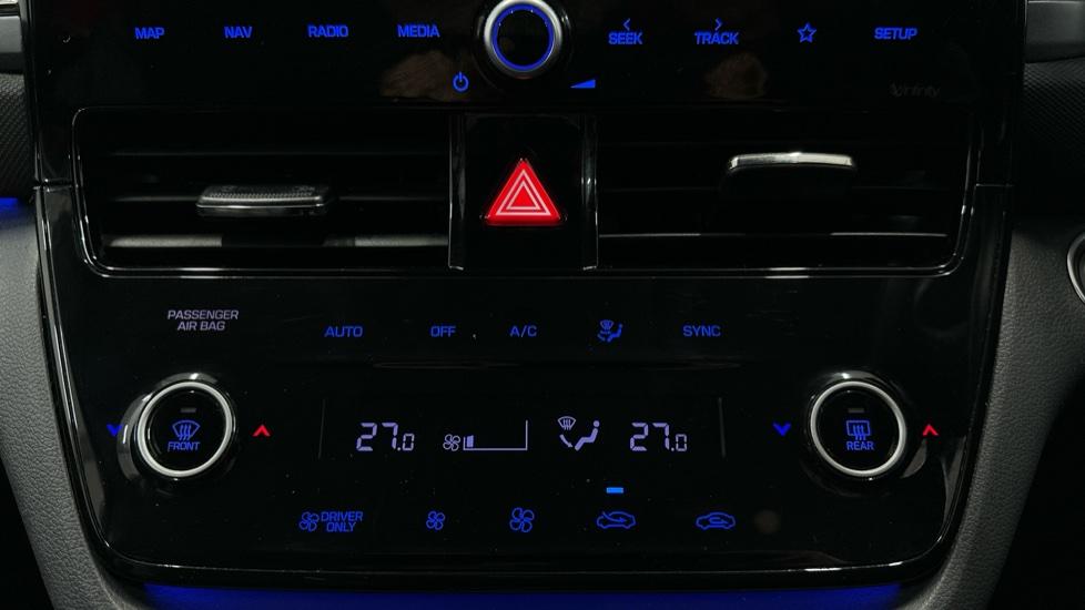 Air Conditioning / Dual Climate Control 