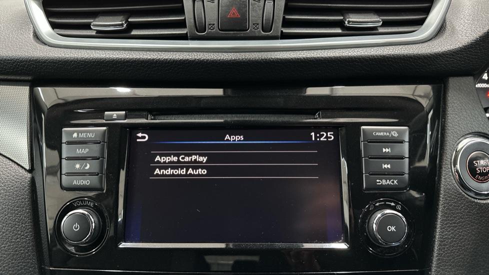 Apple Car Play & Android Auto