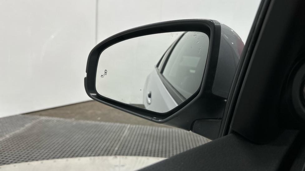 Blind Spot Monitoring System 