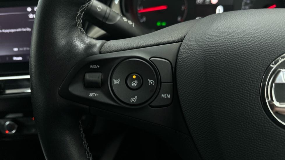 Cruise Control / Speed Limiter /Heated Steering Wheel 