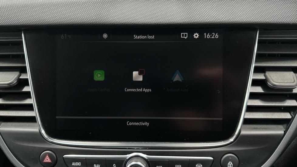 Apple Car Play & Android Auto