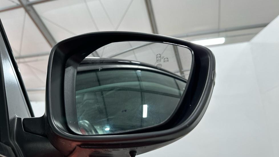 Blind Spot Monitoring System 