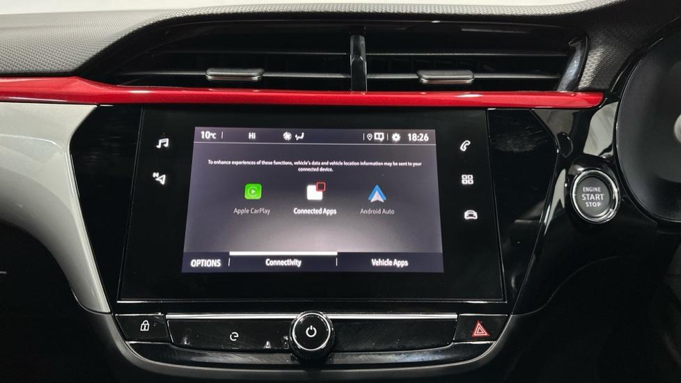 Apple Car Play & Android Auto