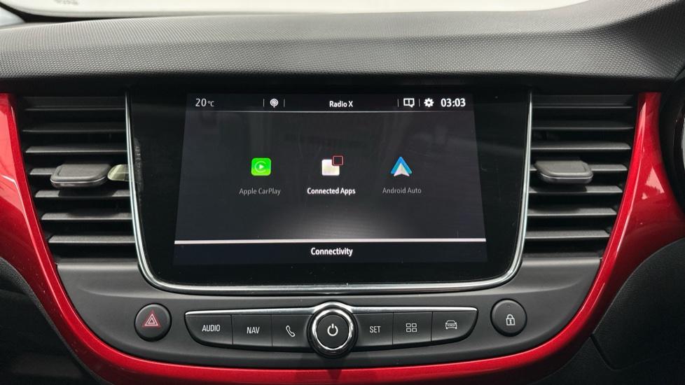 Apple Car Play & Android Auto