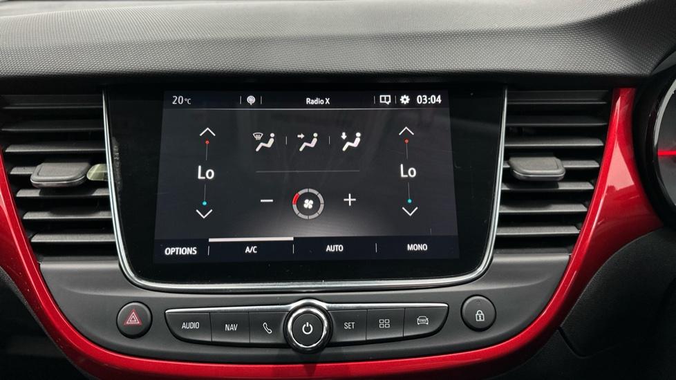 Dual Climate Control / Air Conditioning 