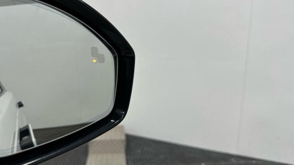  Blind Spot Monitoring System 