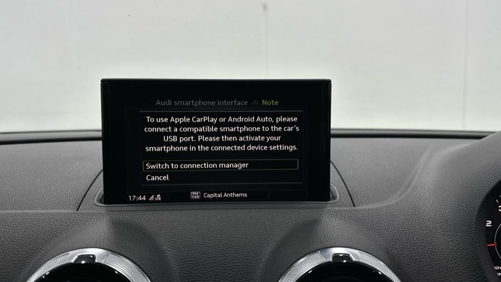 Apple Car Play & Android Auto