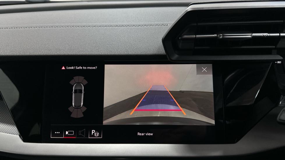 Park Pilot/Rear View Camera 