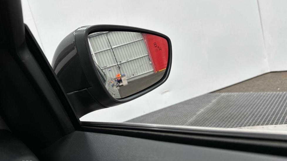 Blind Spot Monitoring System 