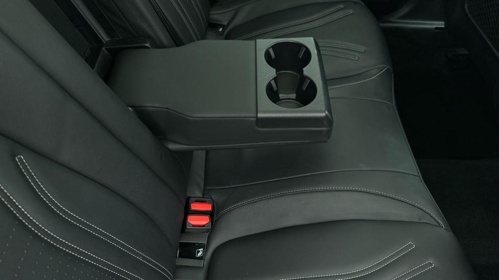 Rear Armrest/ Cup Holder