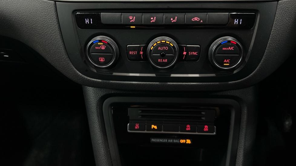 Air Conditioning /Dual Climate Control /Auto Stop Start 