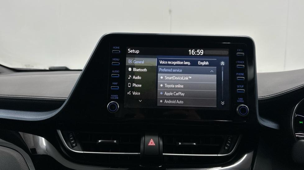 Apple Car Play & Android Auto