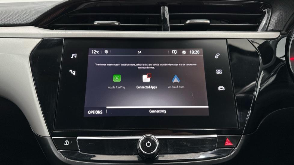 Apple Car Play & Android Auto