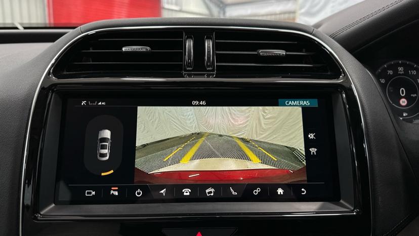 Rear View Camera / Park Pilot