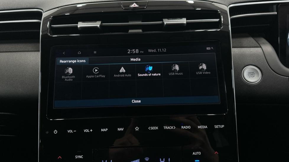 Apple Car Play & Android Auto