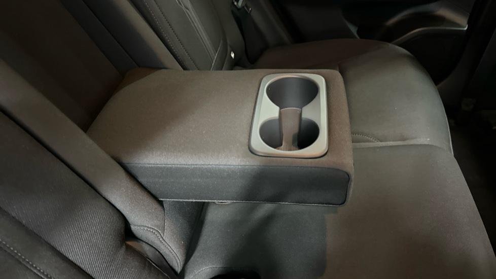 Rear Armrest/ Cup Holder