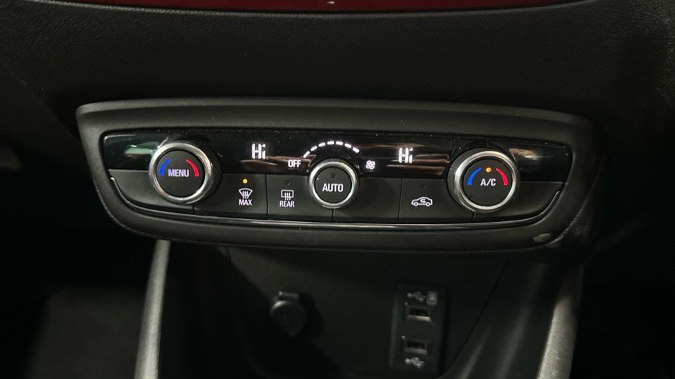 Air Conditioning /Dual Climate Control 