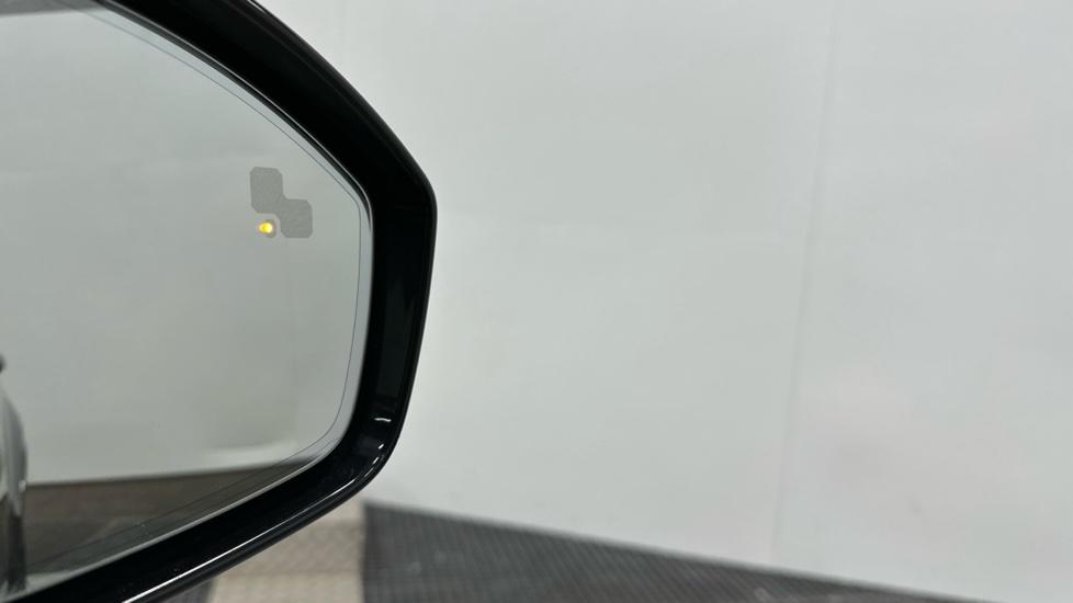 Blind Spot Monitoring System 