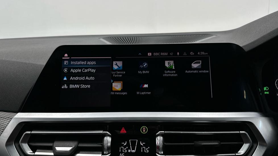 Apple Car Play & Android Auto