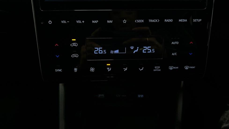 Air Conditioning /Dual Climate Control 