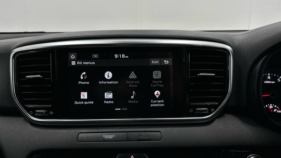 Apple Car Play & Android Auto