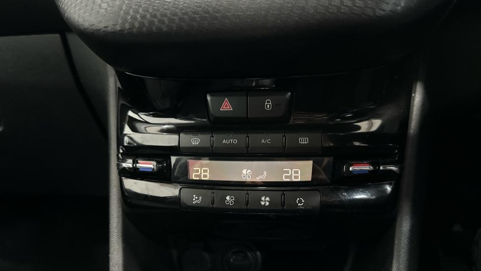 Air Conditioning /Dual Climate Control 