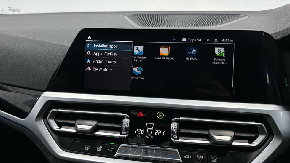 Apple Car Play & Android Auto