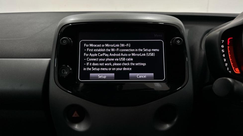 Apple Car Play & Android Auto