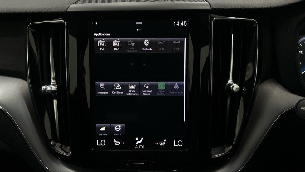 Apple Car Play & Android Auto