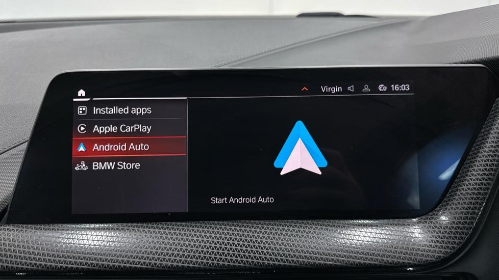 Apple Car Play & Android Auto