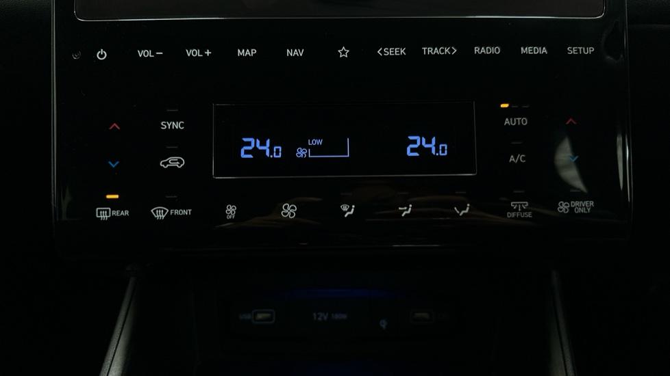 Air Conditioning /Dual Climate Control 