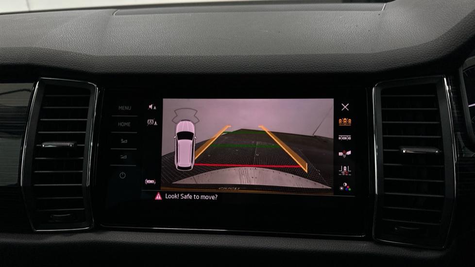 Park Pilot/Rear View Camera 