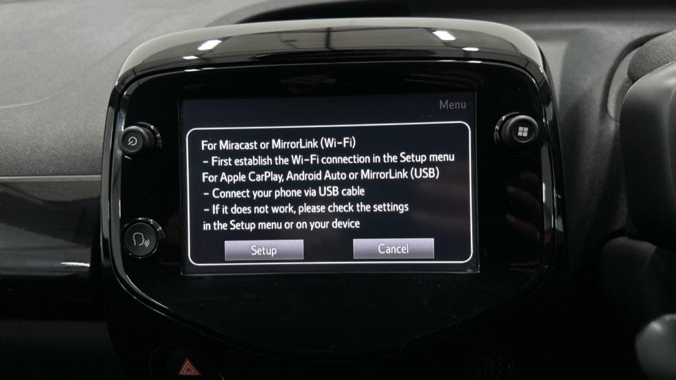 Apple Car Play & Android Auto