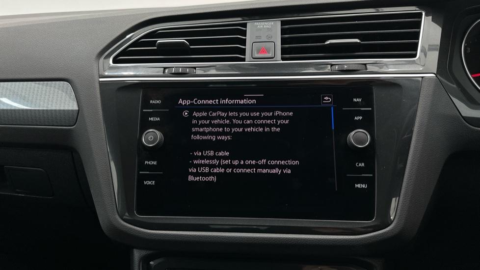 Apple Car Play & Android Auto