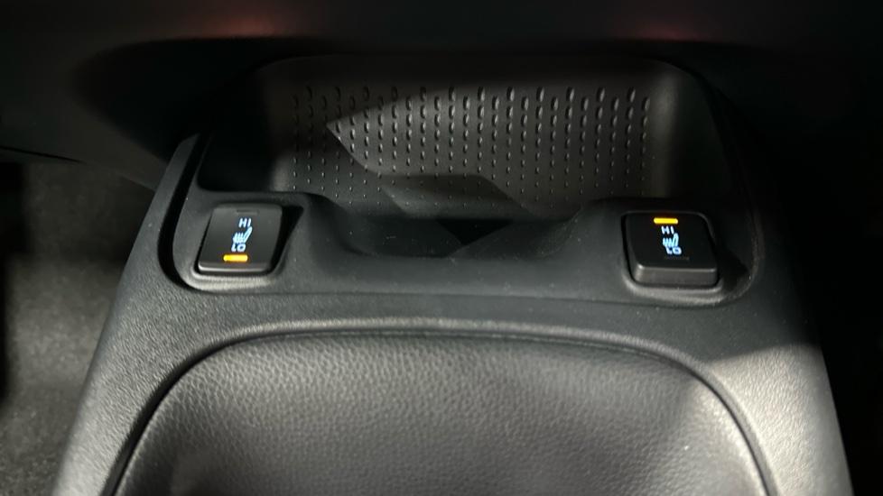 Heated Seats 