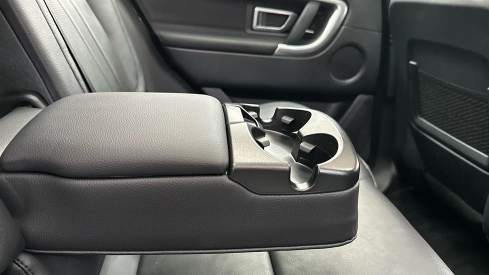 Rear Armrest/ Cup Holder