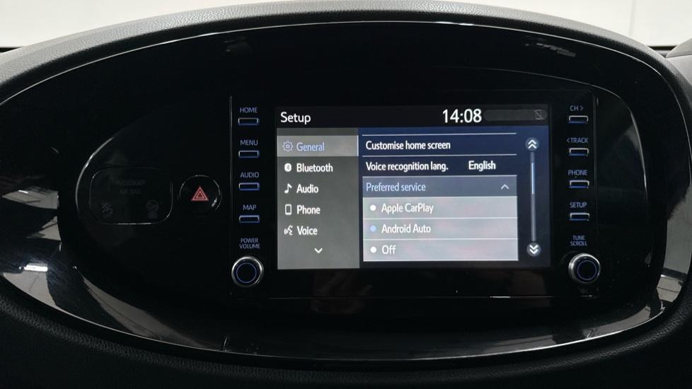 Apple Car Play & Android Auto