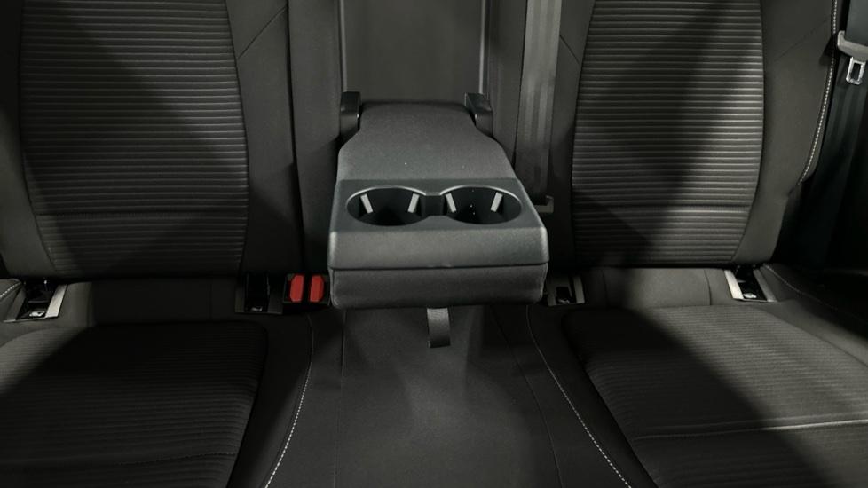 Rear Armrest/ Cup Holder