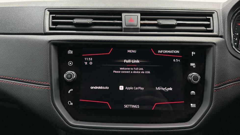 Apple Car Play & Android Auto