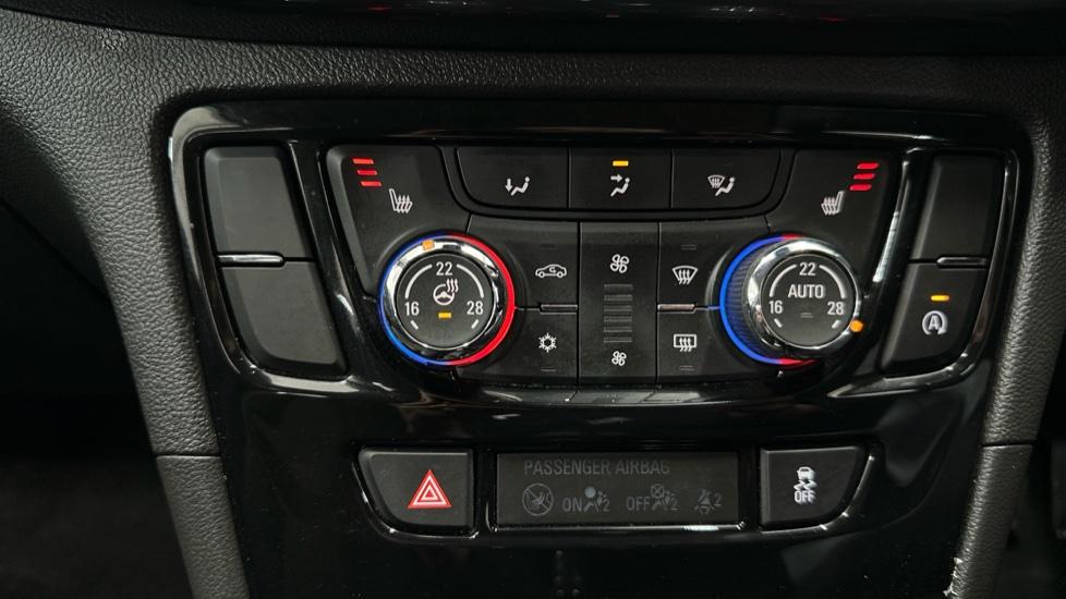 Heated Steering Wheel 