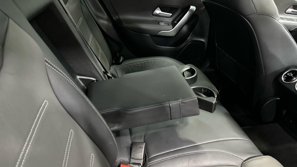 Rear Armrest/ Cup Holder