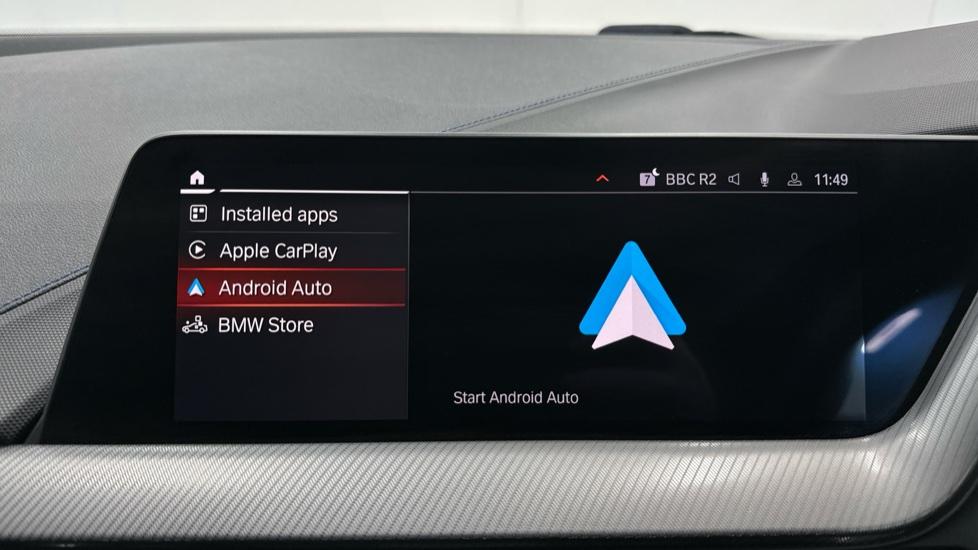 Apple Car Play & Android Auto