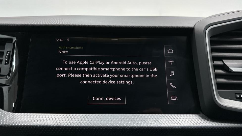 Apple Car Play & Android Auto