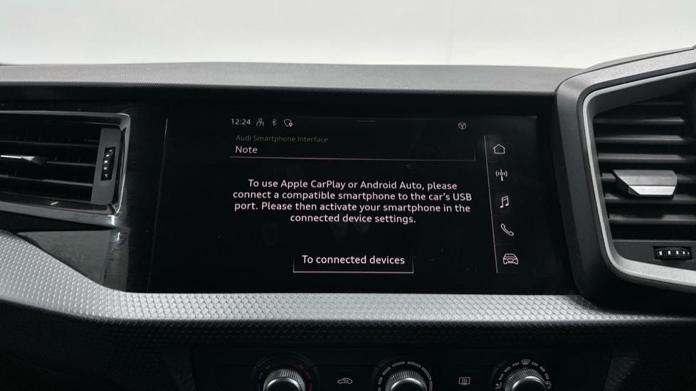 Apple Car Play & Android Auto