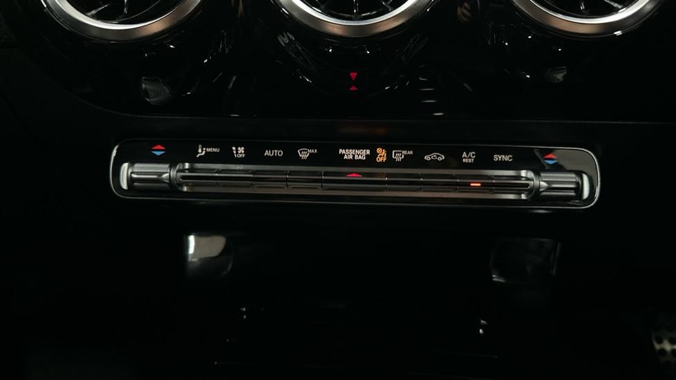 Air Conditioning / Dual Climate Control 