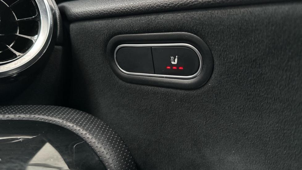 Heated Seats 