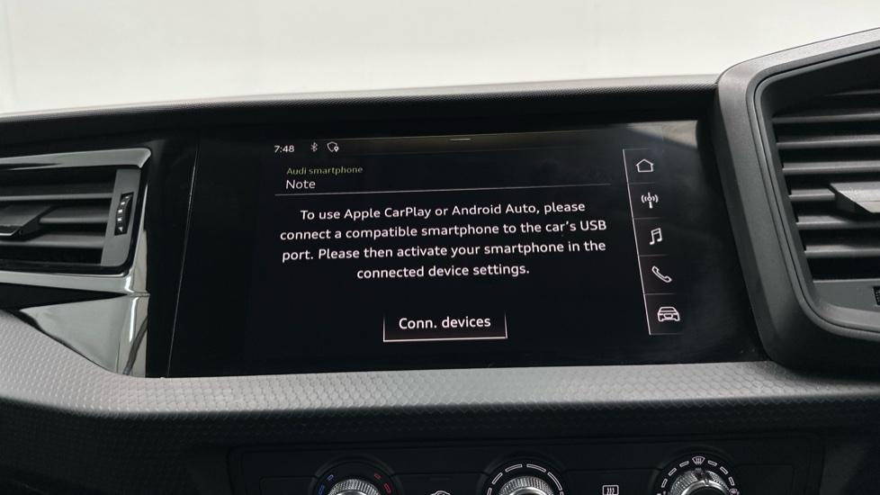 Apple Car Play & Android Auto