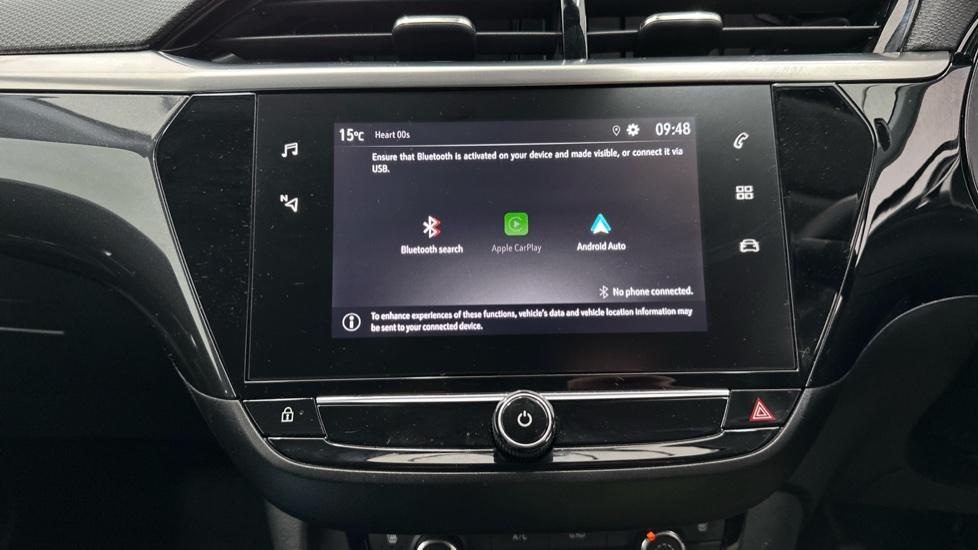 Apple CarPlay / Android Auto / Bluetooth 